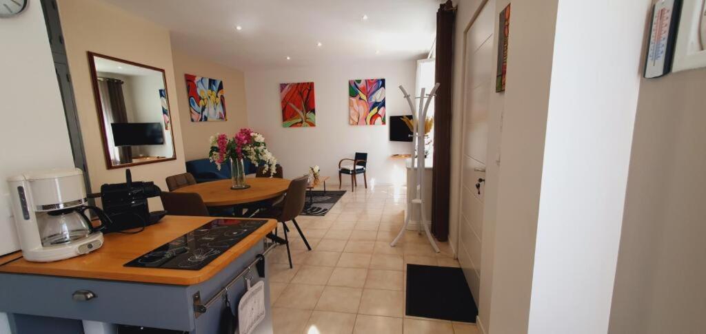 Maison Avec Garage 24 Heures Du Mans Voitures Et Toute Manifestation ルマン エクステリア 写真